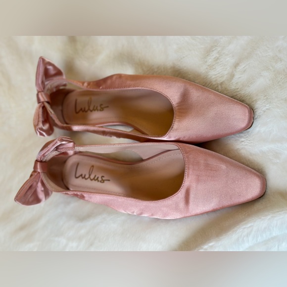 Lulus Baby Pink Satin Bow Flats Size Seven & A Half - Picture 1 of 14